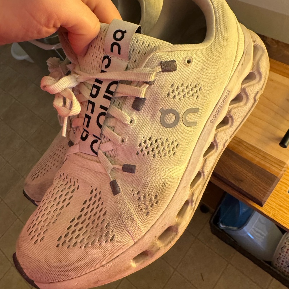 On Running white and pink Athletic Shoes